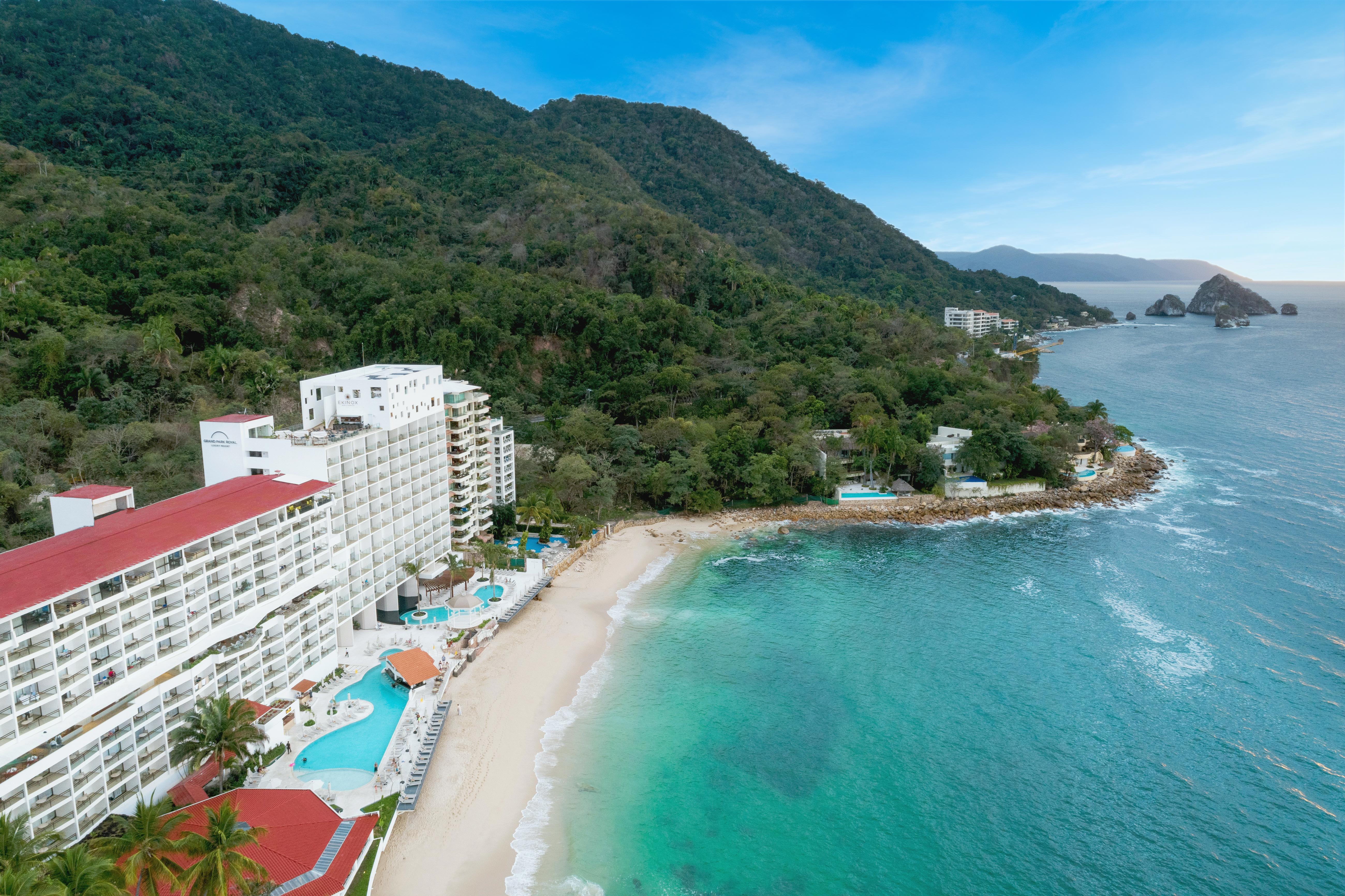 Grand Park Royal Puerto Vallarta Exterior photo